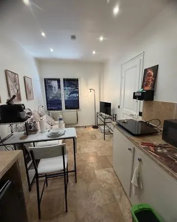 In One House 4*