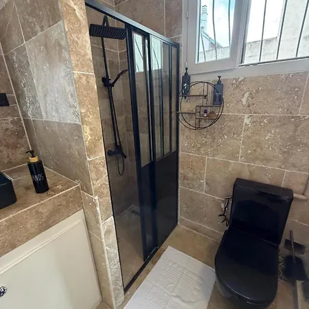 In One House 4*