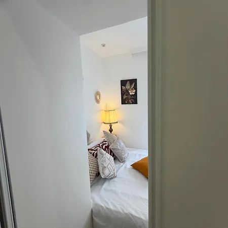 In One House 4*