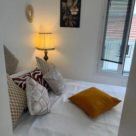 In One House 4*